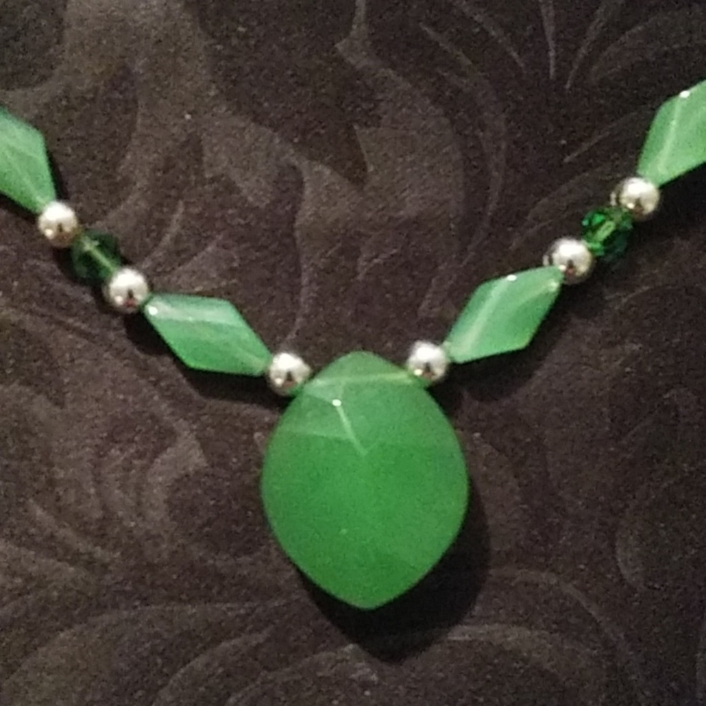 Necklace - Picture 2 of 3